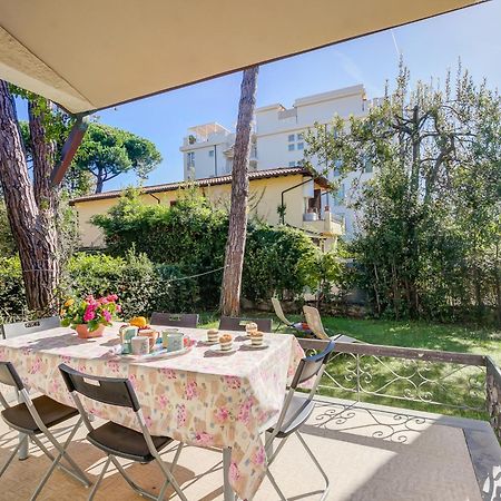 Casa Maddalena Al Mare 600M From Sea - Happy Rentals Marina di Pietrasanta Exterior foto